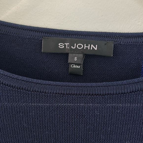 St. John Women's Crewneck wool blend Sweater size small‎ - Picture 2 of 4